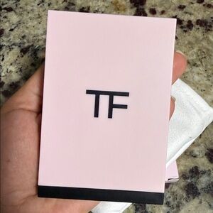 Tom Ford Eyeshadow 35 Rose Topaz LIMITED EDITION PINK with white dustbag NIB🌸